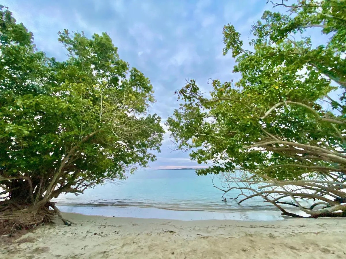 Hotel Playa Rustica Off Road Beach Campground - 4X4 Vehicle Access Boquerón